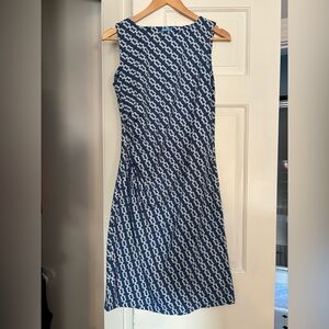 J McLaughlin Blue and White Patterned Sleeveless Dress